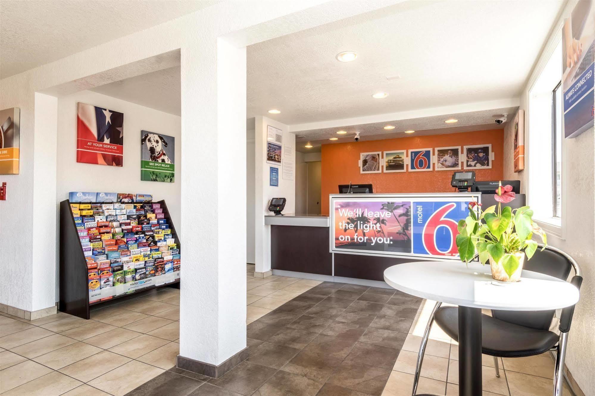 6-anaheim, Ca - Fullerton East 3*